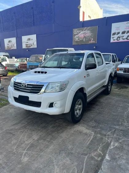 Toyota Hilux Pick-up 3.0 Cd Sr 171cv 4x4 - C3
