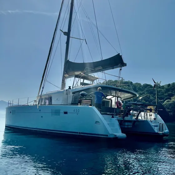 Veleiro Catamarã Lagoon 450 Beneteau -ñ 380 Leopard Catflash