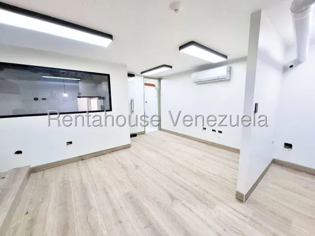 Local En Alquiler Los Ruices 25-16956