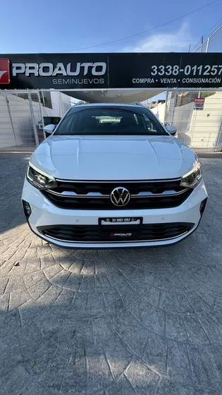 Volkswagen Nivus 1.0t Highline At