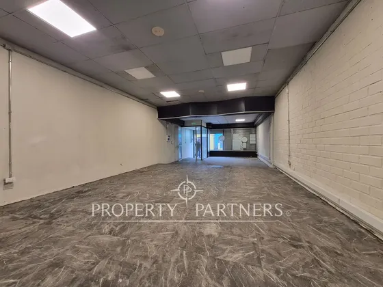 Local Comercial De 50 M2 En Vicuña Mackenna Esquin...