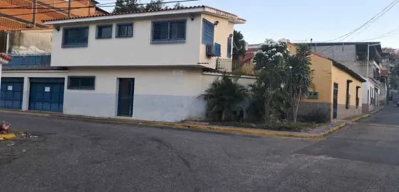 Casa En Venta Miranda Guarenas Pueblo Arriba 3 Habitaciones 3 Baños