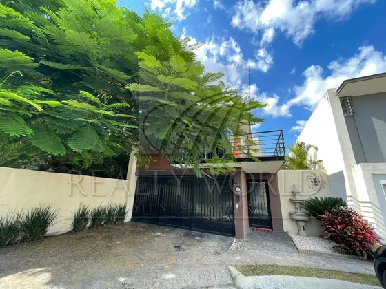 Casas En Venta En Cerradas De Anahuac