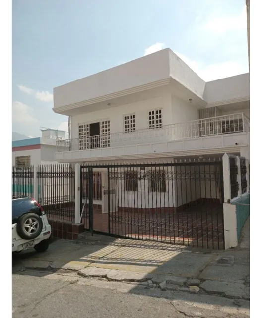 En El Llanito Vendo Casa En Calle Cerrada