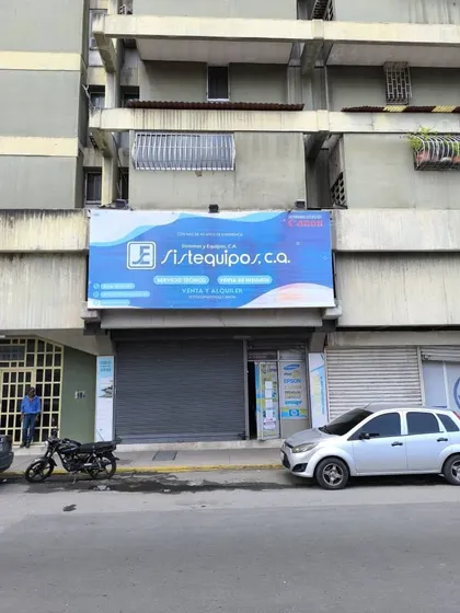 Amplio Y Excelente Local Comercial En Venta Av Ayacucho Maracay 