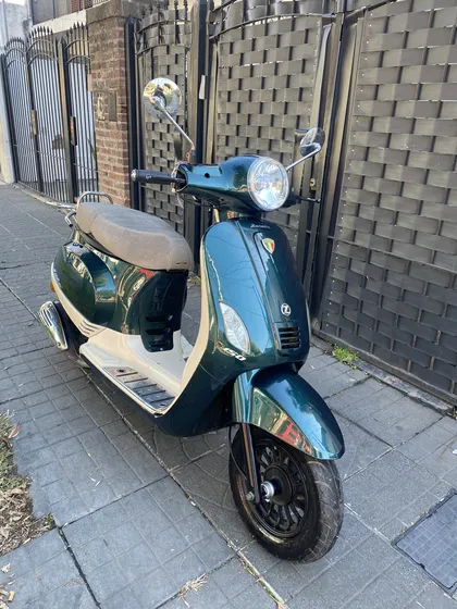 Moto Zanella Scooter Styler 150 Cc Exclusive Como Nueva