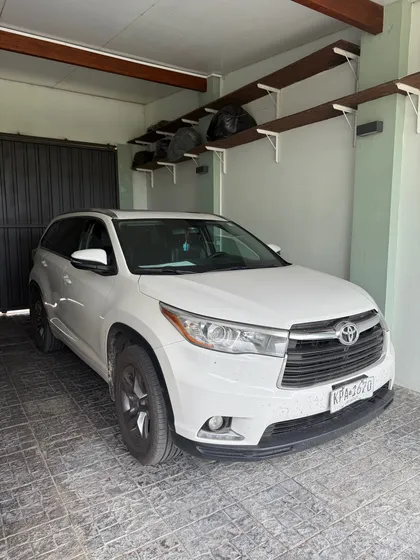 Toyota Highlander 3.5 Limited V6/ At