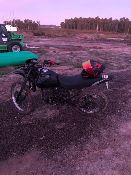 Yumbo Scua 200