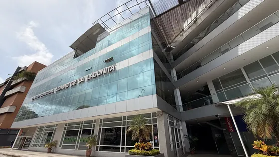 Alquiler Oficina Lomas De La Lagunita