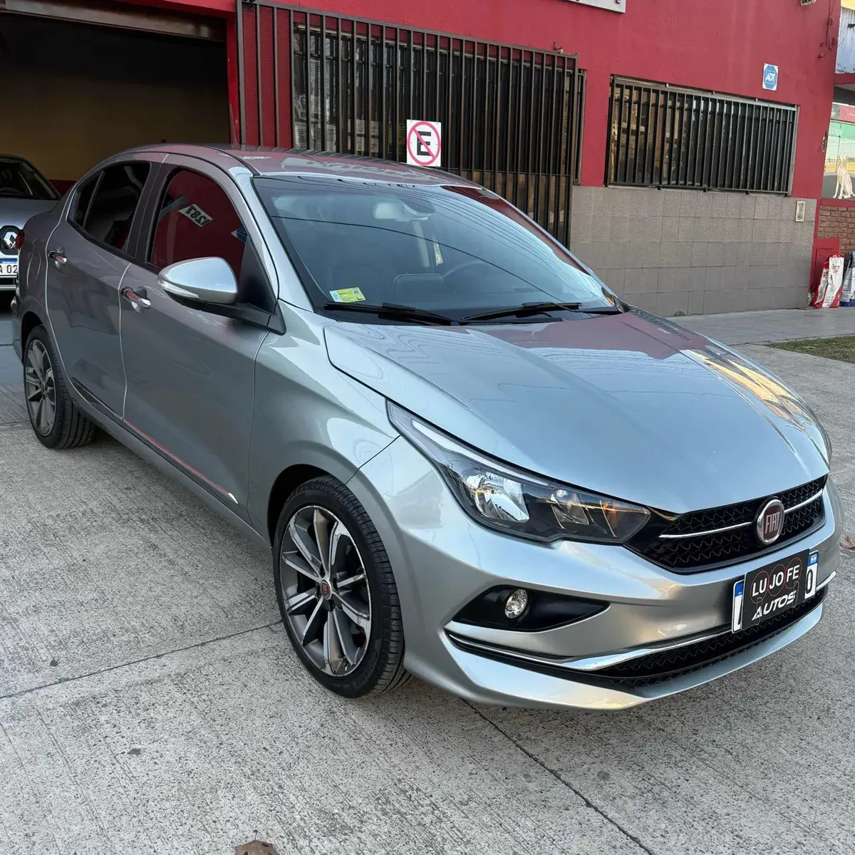 Fiat Cronos 1.8 16v Precision At6537015187208284162