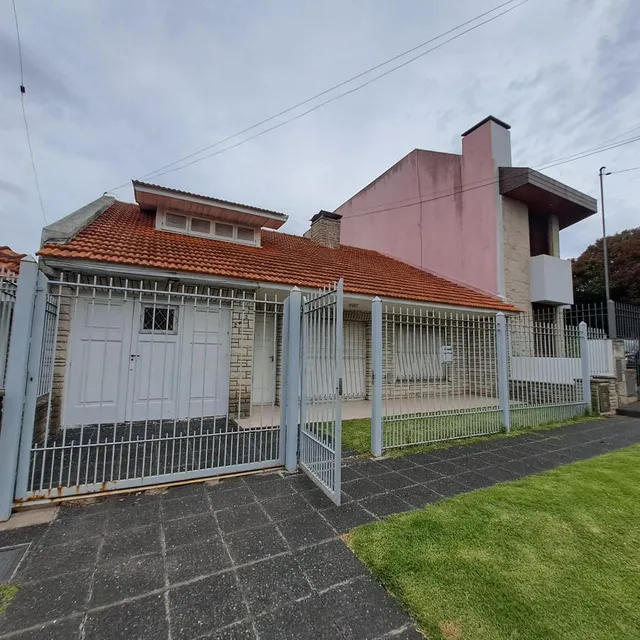 Casa En Punta Mogotes