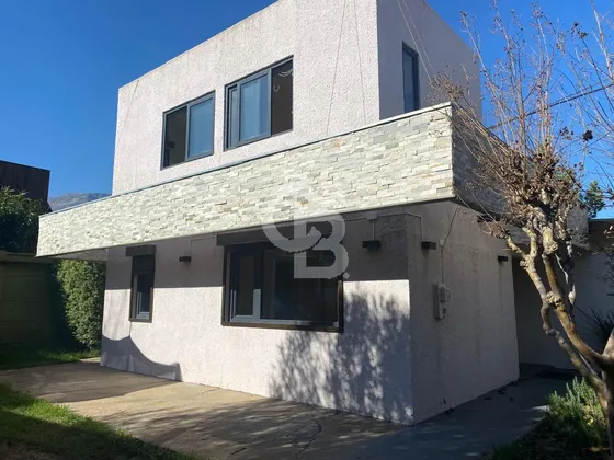 Casa En Condominio, A Pasos Del Colegio André