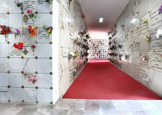 Criptas En Mausoleos Del Ángel 