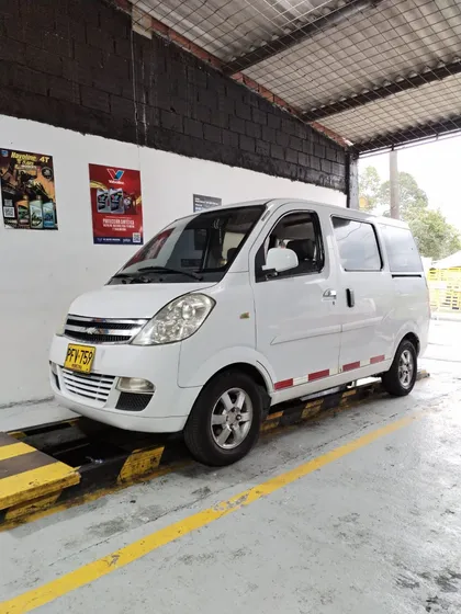 Chevrolet Van N200 1.2 Pasajeros