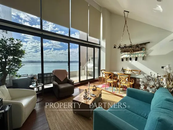 Maravilloso Departamento Con Insuperable Vista Al ...