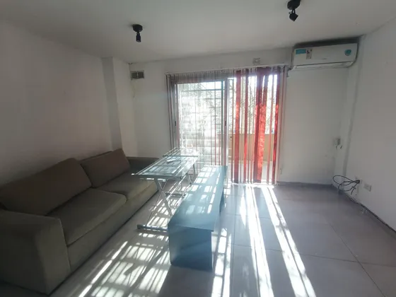 Departamento De Dos Ambientes En Temperley