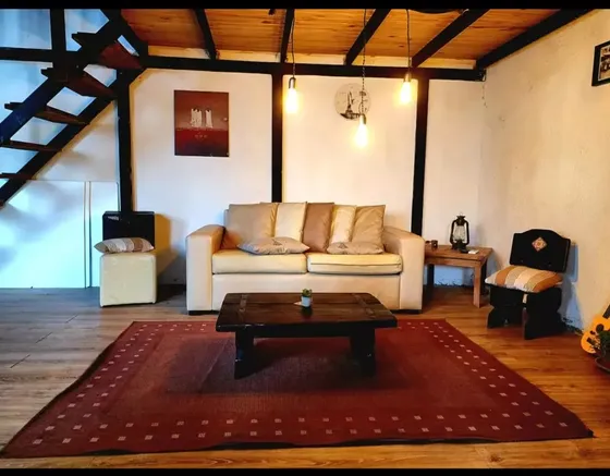 Vendo Apto,en Aguada, 3 Cuadras De Torre Antel, 2 Plantas, 80 M2.