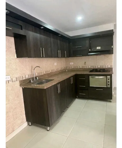 Se Vende Apartamento En El Barrio Obrero Primer Piso 