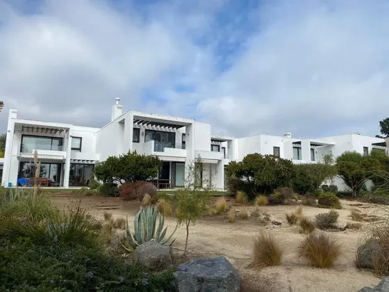 Comoda Casa Tipo Town House En Marbella