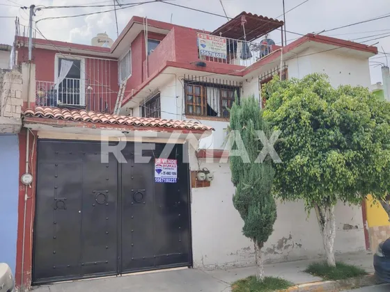 Casa En Venta En Los Reyes La Paz 