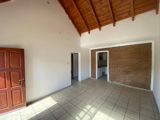 Casa En Venta De 2 Dormitorios En Palmas De Claret