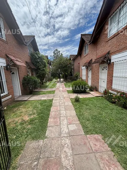 Departamento Dúplex  En Venta En Pilar Centro, Pilar, G.b.a. Zona Norte