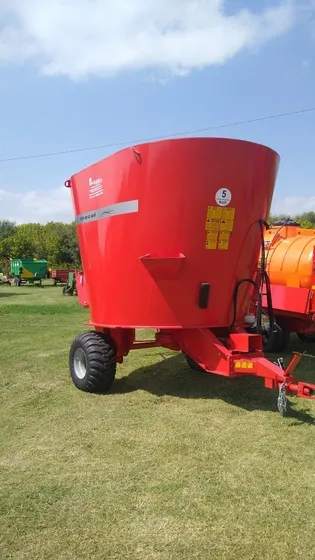 Mixer Vert. De 9m-12m-16m-20m Con Balanza Y Desc. Hidráulica