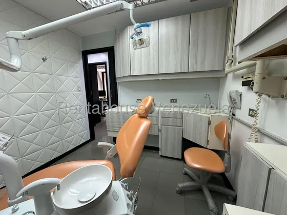 Consultorio Odontologico En Alquiler En El Ccct  25-23075 As