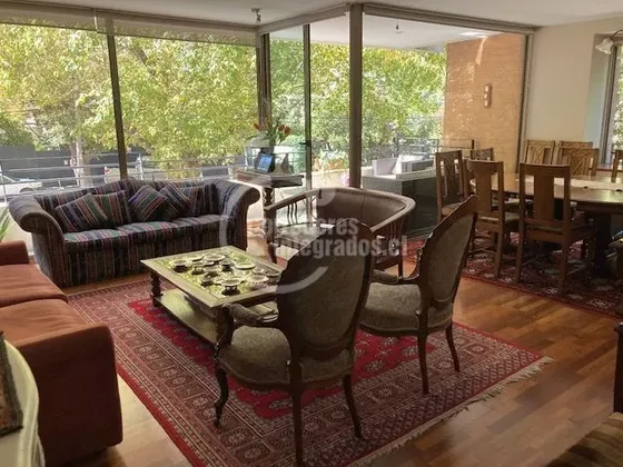 Duplex Con Jardin En La Mejor Ubicación De Vitacura