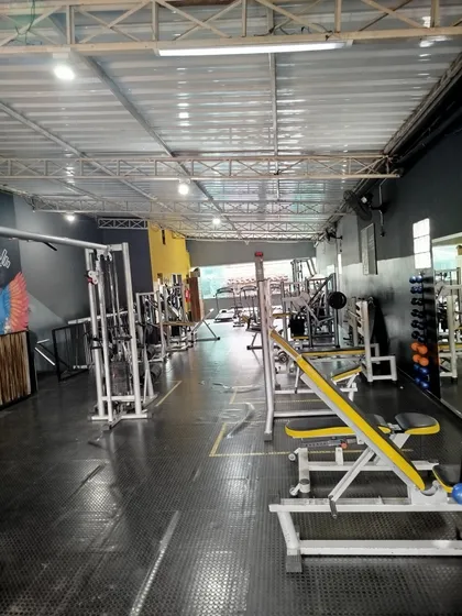 Vende-se Academia Completo 