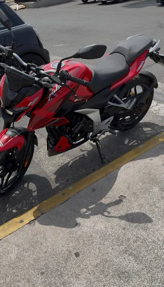 Pulsar N250 (2025) Factura Original, 800 Km. Todo En Regla