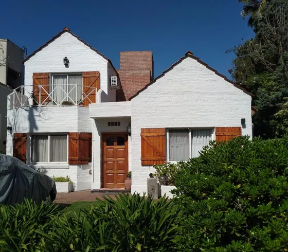 Casa En Venta Country Club Banco Provincia
