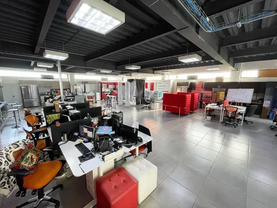 Alquiler Local Oficina En Paraíso, Próximo A Agora Mall