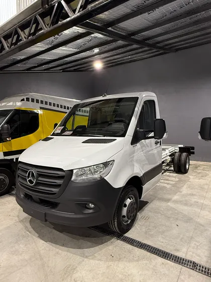 Mercedes-benz Sprinter 517 Chasis 4325