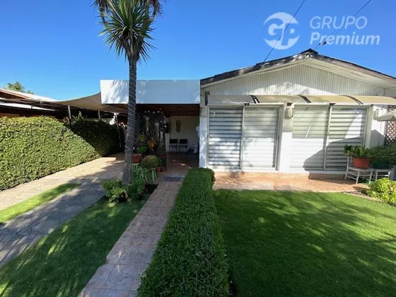 Casa En Venta 3dorm 1baño 3est. En Peñaflor