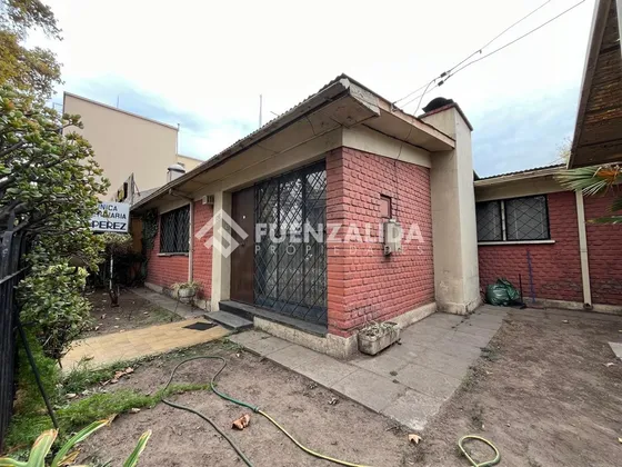 Casa En Venta De 3 Dorm. En Ñuñoa