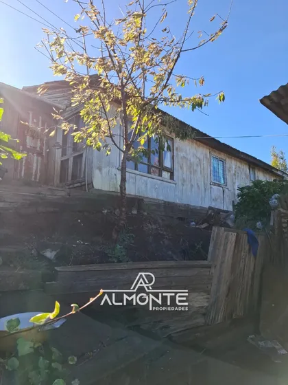 Propiedad De 690 M2  Ubicada En Cerro Alto  Los Alamos
