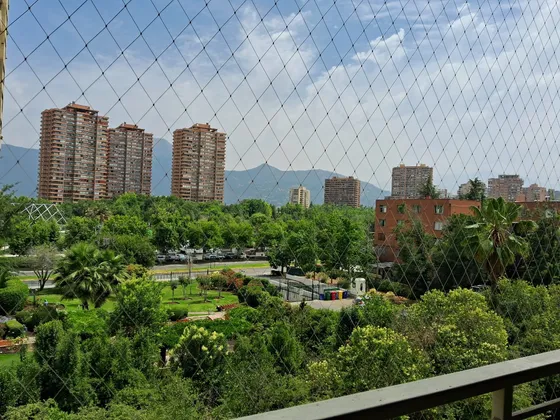 Amplio Departamento Manquehue Con Presidente Riesco