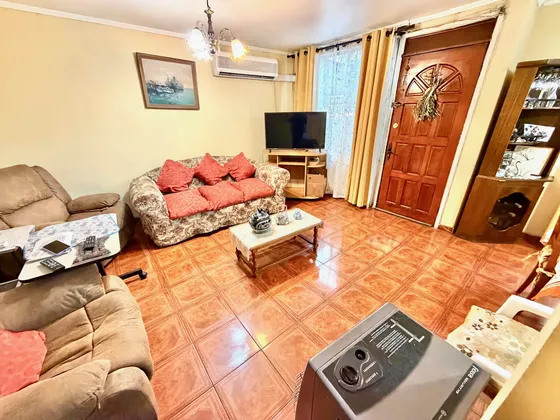 Impecable Casa Sector Villa Javiera Carrera