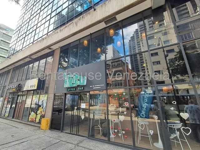 Local Comercial ( A Pie De Calle / 2 Niveles / Amoblado / Equipado ) Alquiler El Bosque ( Torre Credicard) Mls-25-16485
