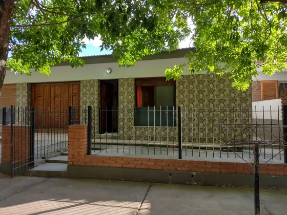 Alquiler Temporario Departamento 1 Dormitorio Villa Cura Brochero Con Cochera