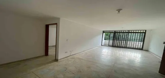  Apartamento En Arriendo Ubicado En Medellín Sector Suramericana (27576).