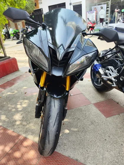 Yamaha R6r 2009