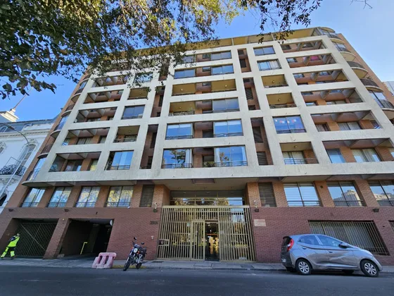 Compañia / Plaza Brasil