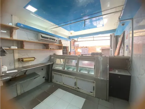 Venta Local Comercial Y Mobiliario 50m2. Los Flores De Catia