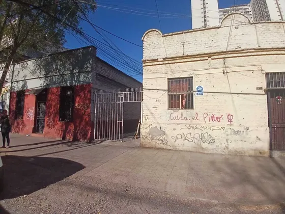 Venta Casa En Cité 2d 1b Santiago (79342)