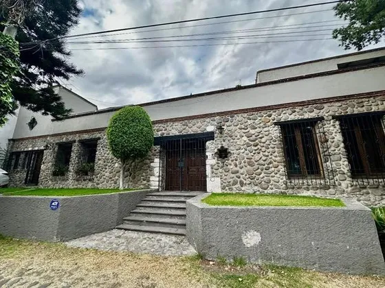 Residencia Estilo Colonial A Pocos Minutos De Parque Lira!!!!