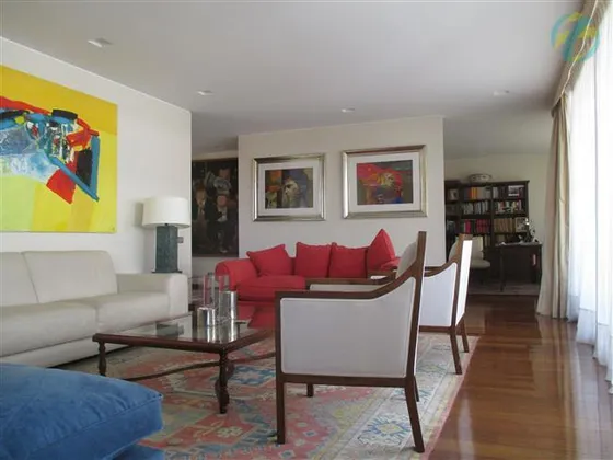 Departamento En Venta En Vitacura