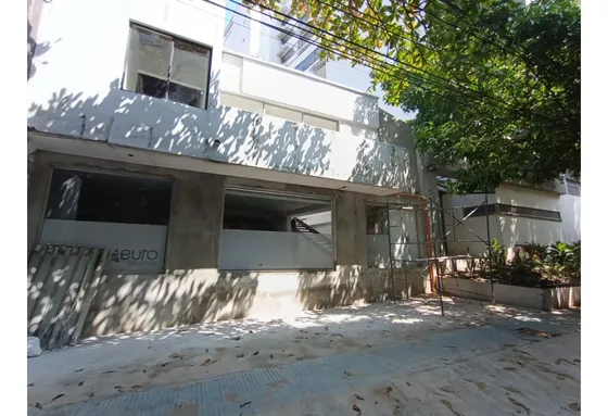 Casa Para Arrendar Uso Mixto En El Poblado Patio Bonito