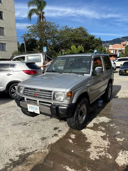 Mitsubishi Montero 2.4
